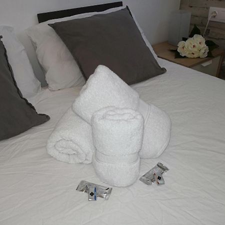Suites By Eric Olsan Valencia Bagian luar foto