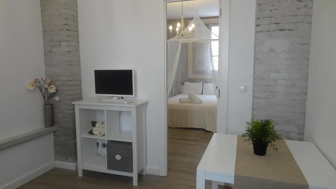 Suites By Eric Olsan Valencia Bagian luar foto